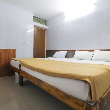 Hotel O Jks Deluxe Lodge Udaiyarpalaiyam Luaran gambar