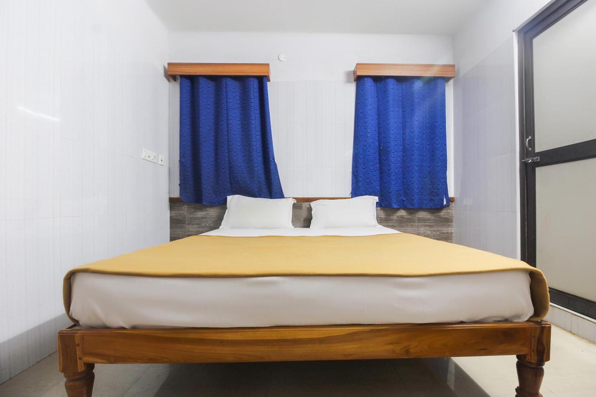 Hotel O Jks Deluxe Lodge Udaiyarpalaiyam Luaran gambar